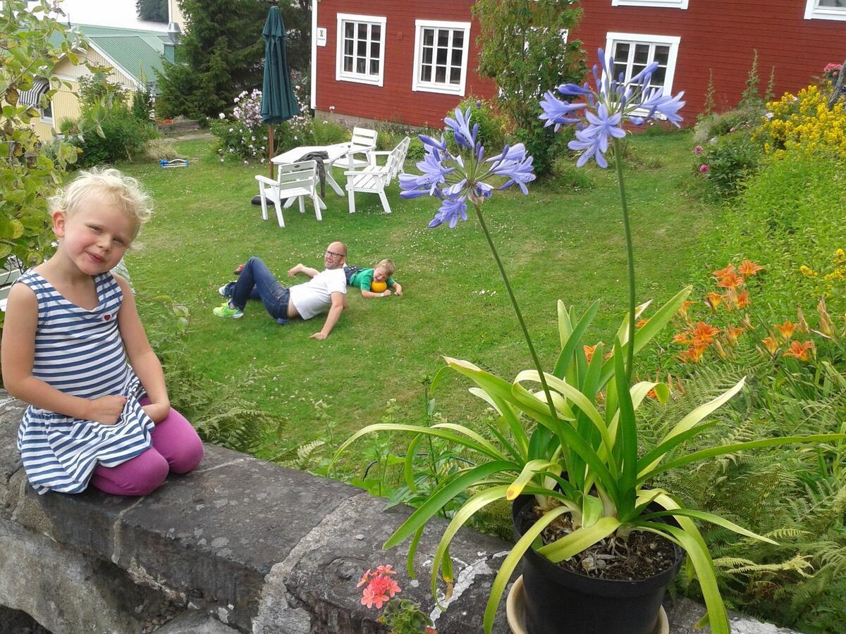 Vandrarhemmet Tallbacka/Aengelsberg Hostel Angelsberg Zewnętrze zdjęcie